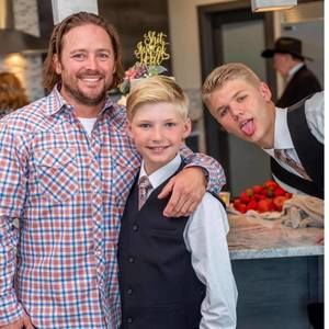 Meet your Posher, Carson